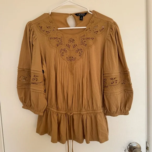 NWT Lauren Ralph Lauren Lace-Trim Jersey Peplum Top M - Picture 2 of 13